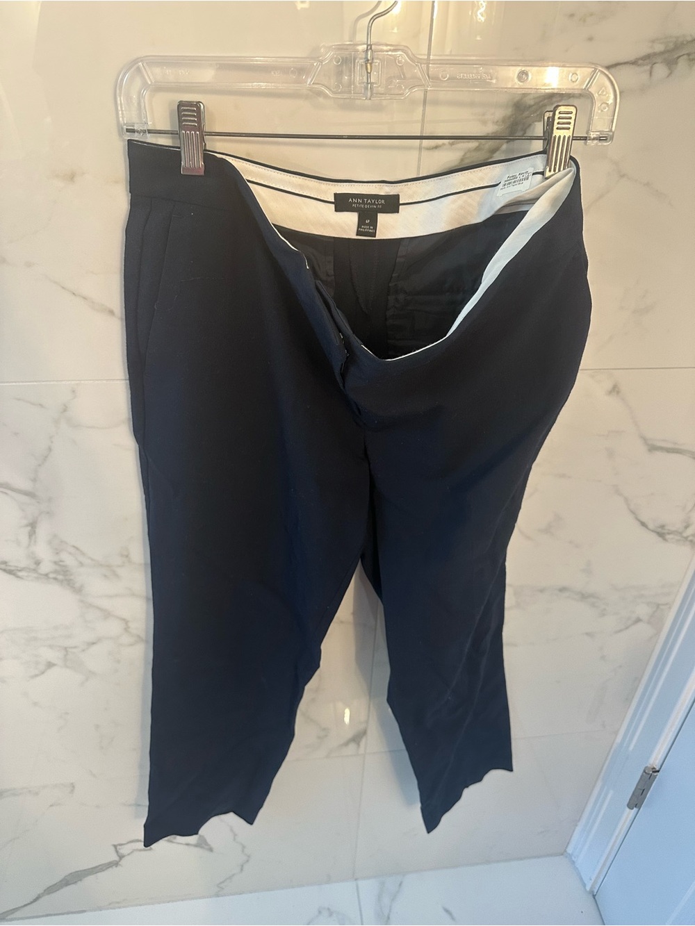 Ann Taylor Navy Cropped Women's Dress Pants